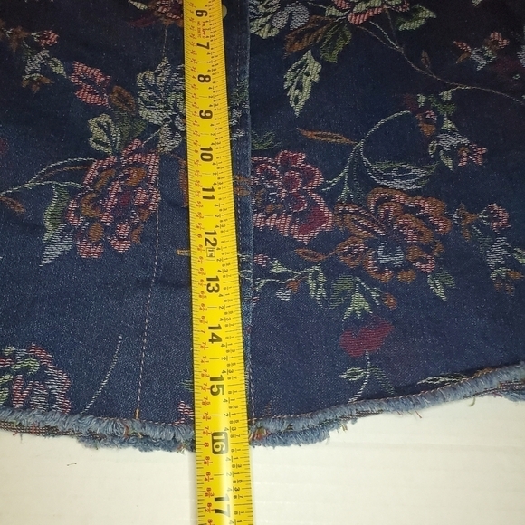 Urban Outfitters High Waisted Denim Floral Mini Skirt L - Picture 9 of 10